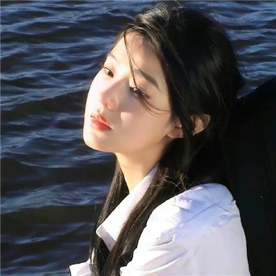 四季如秋 海报